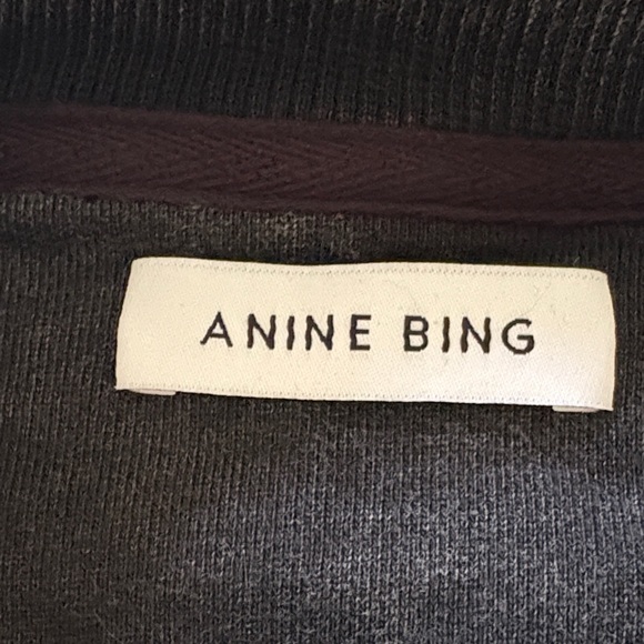 Anine Bing “Ramona” ‘New York' Crewneck Sweatshirt - Picture 3 of 8